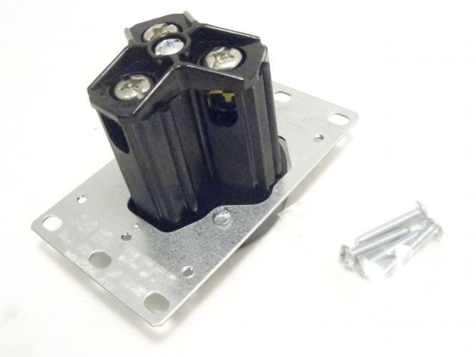 Leviton 5206; Power Outlet; 3 Pole; 3 Wire