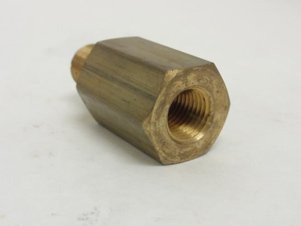Allen-Bradley 836-N7; Pulsation Snubber; 1/4 NPT; SER. A Allen-Bradley 836-N7; Pulsation Snubber; 1/4 NPT; SER. A