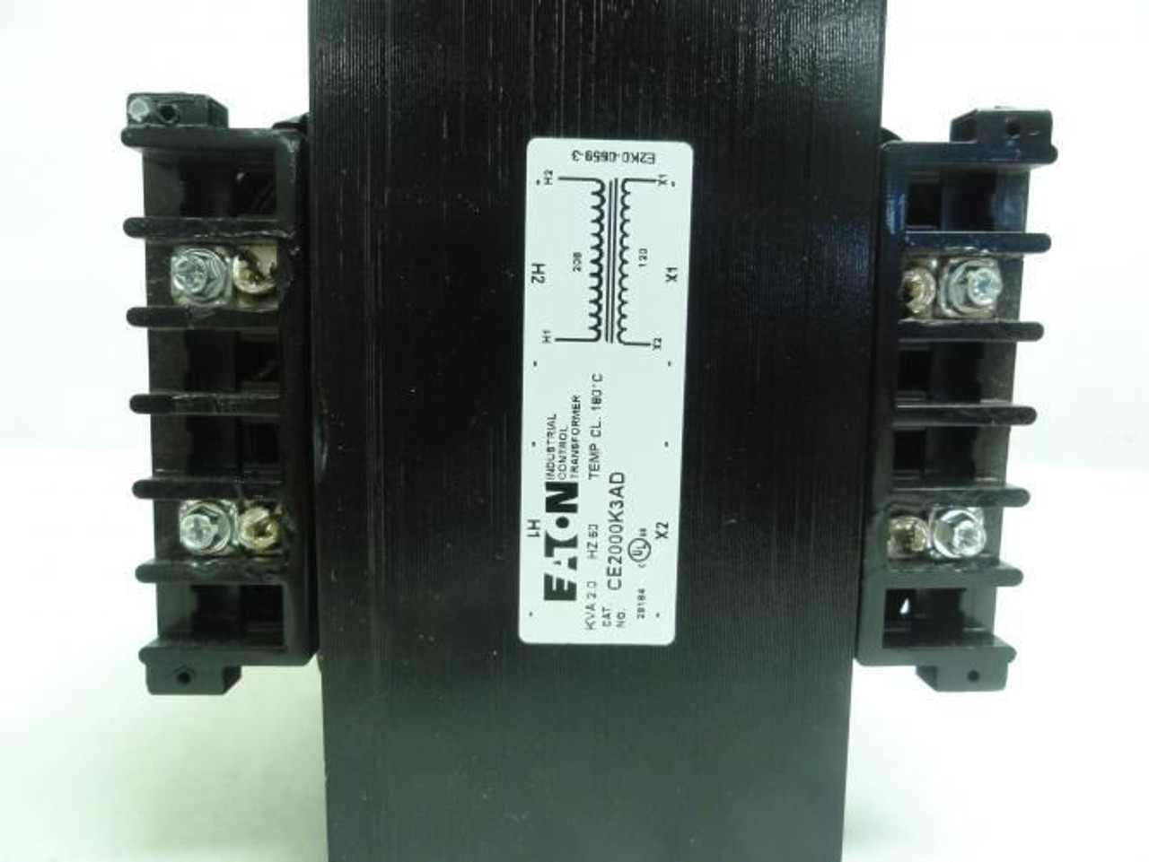 Eaton CE2000K3AD; Transformer 2000VA; Pri: 208V to Sec: 120V