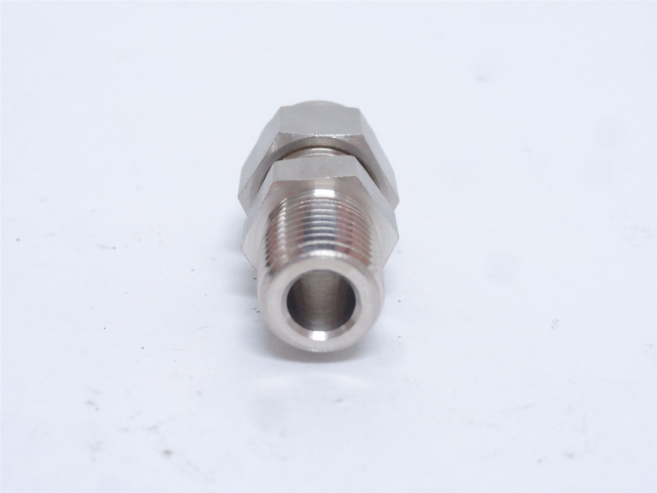 Swagelok SS-600-1-4; Tube Adapter; SS-316; 3/8" Tube x 1/4NPT