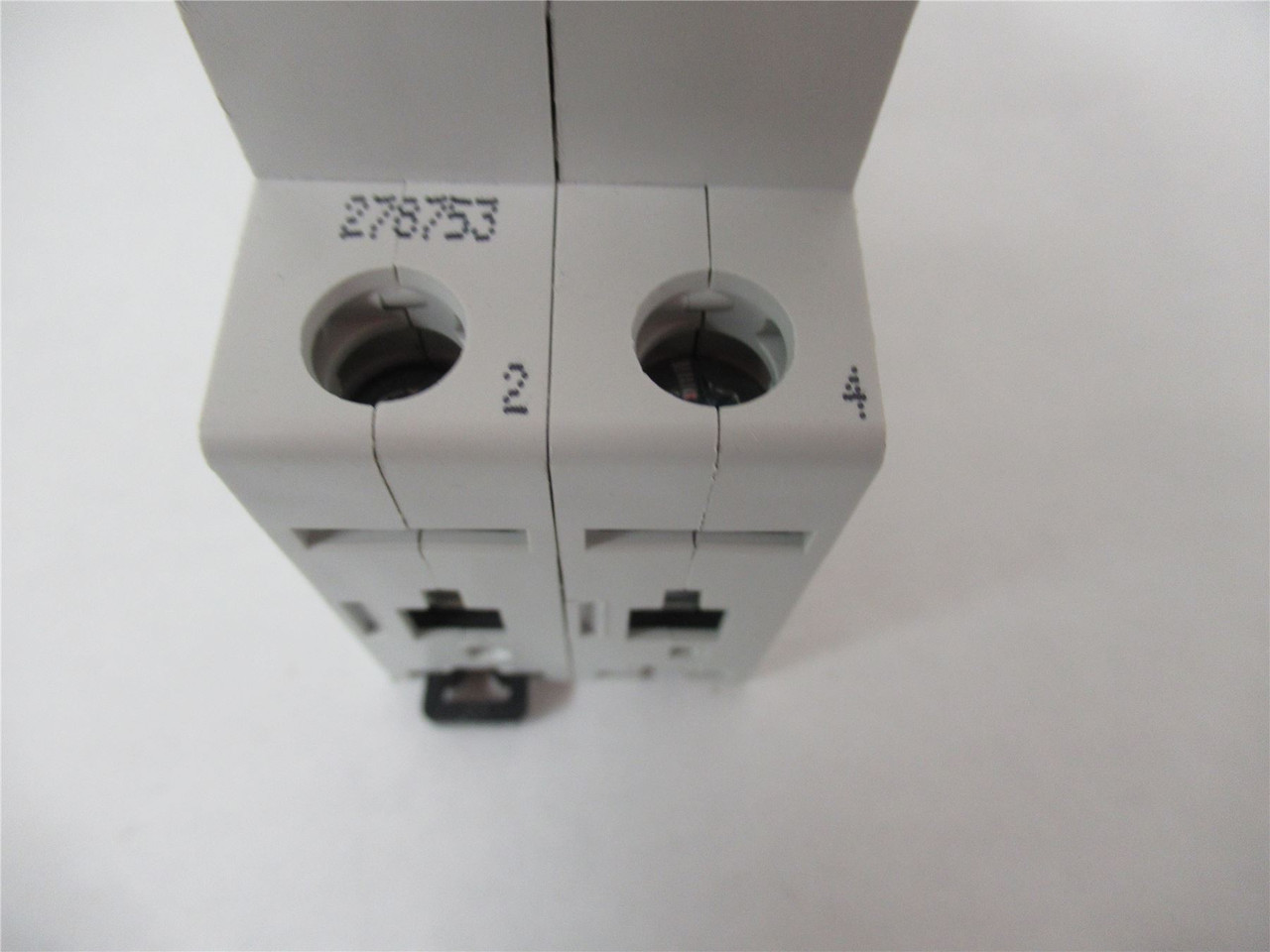 Eaton FAZ-C5/2; Circuit Breaker 5A 480Y/277VAC/96VDC 2-pole