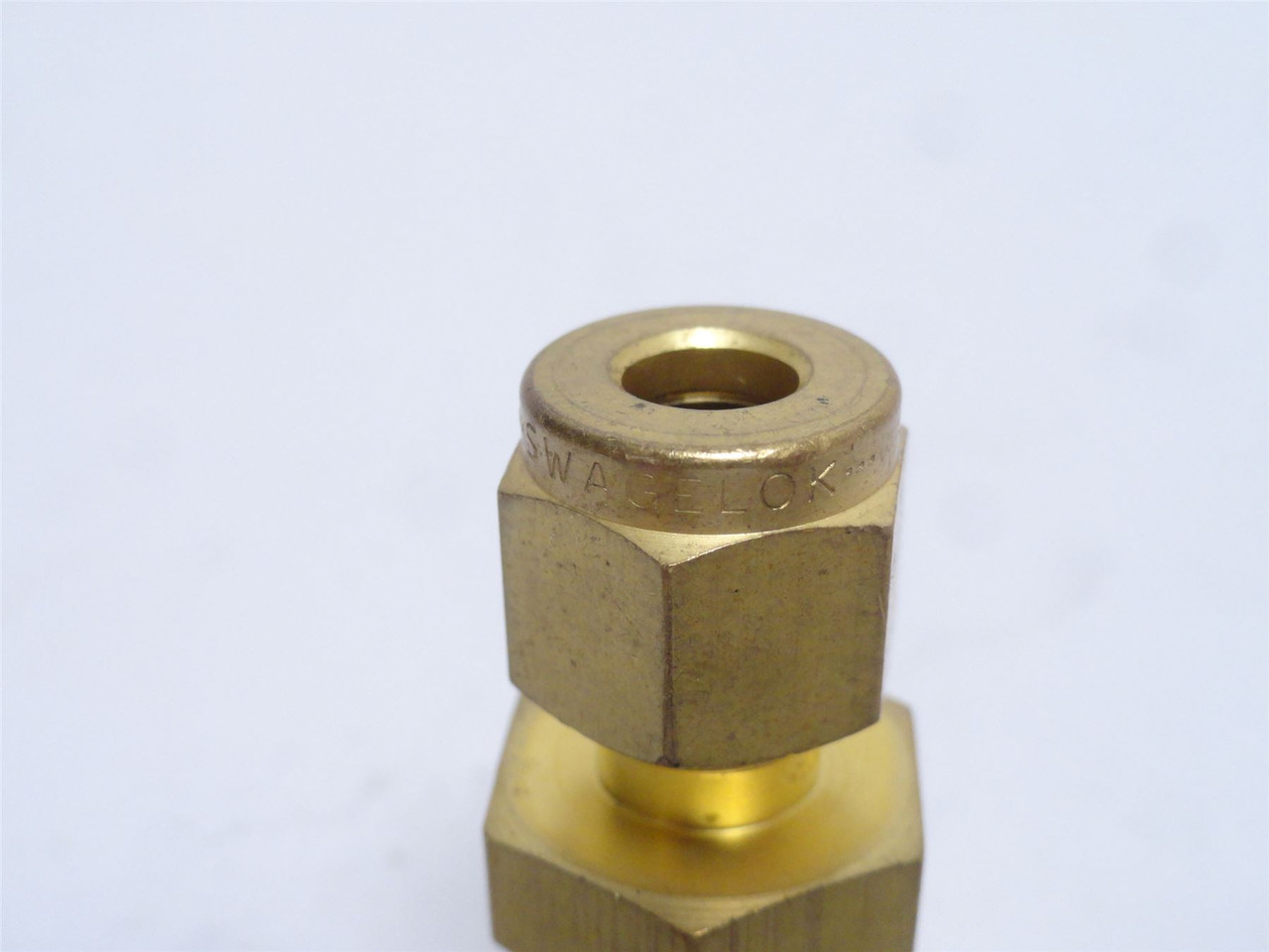 Swagelok B-400-1-6; Brass Tube Fitting; 3/8NPT x 1/4" Tube