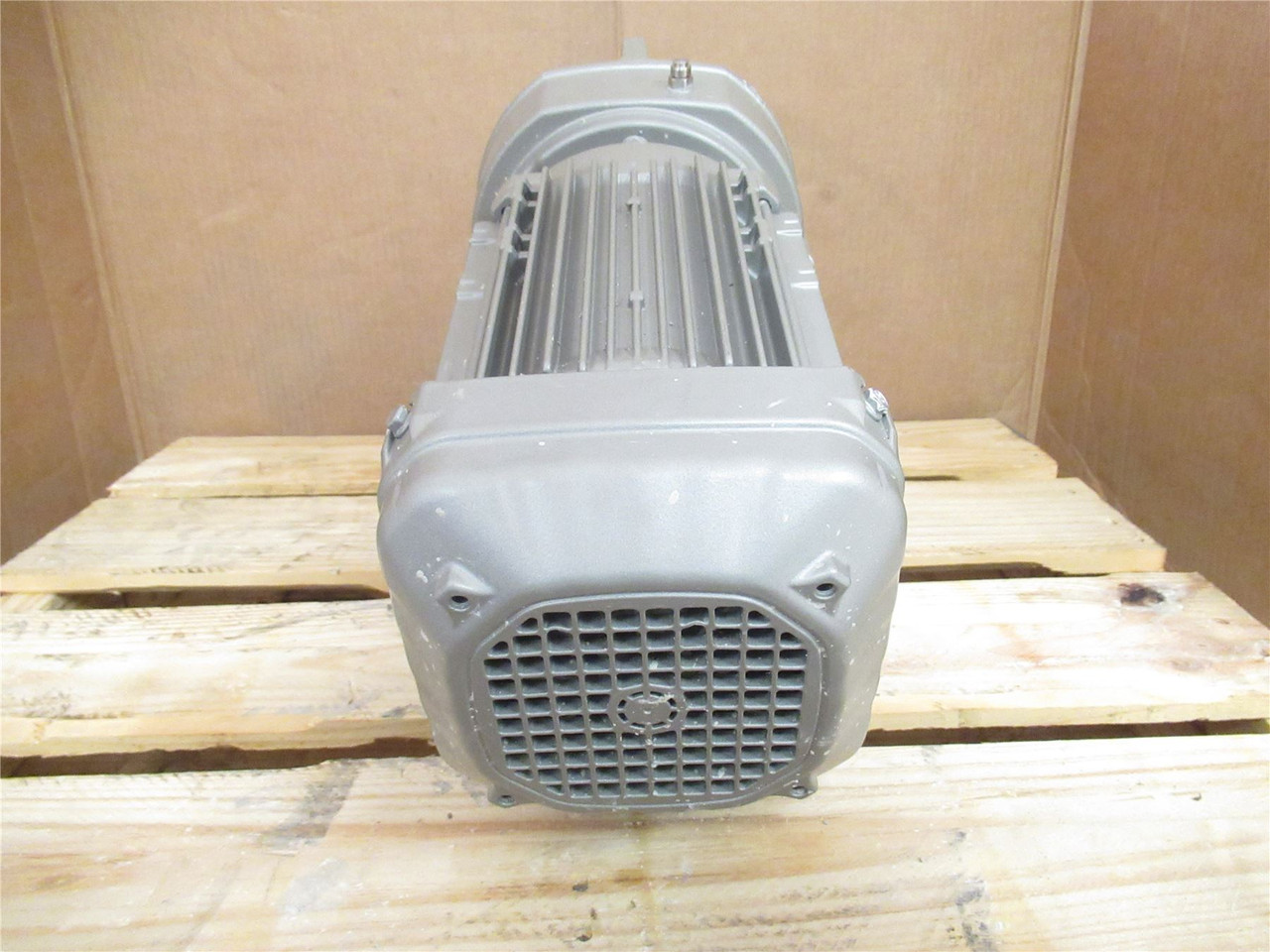 SEW FA57/G DRN90LA/AL; AC Gear Motor; 58.97:1 Ratio; 230/460V