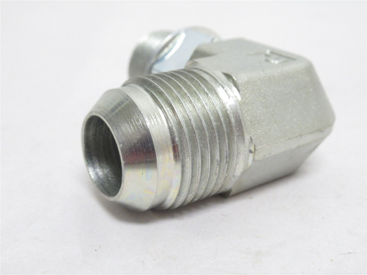 Parker 12-10 C5OX-S; Fitting 90Deg Elbow; 3/4 JIC x 5/8 BOSS Parker 12-10 C5OX-S; Fitting 90Deg Elbow; 3/4 JIC x 5/8 BOSS