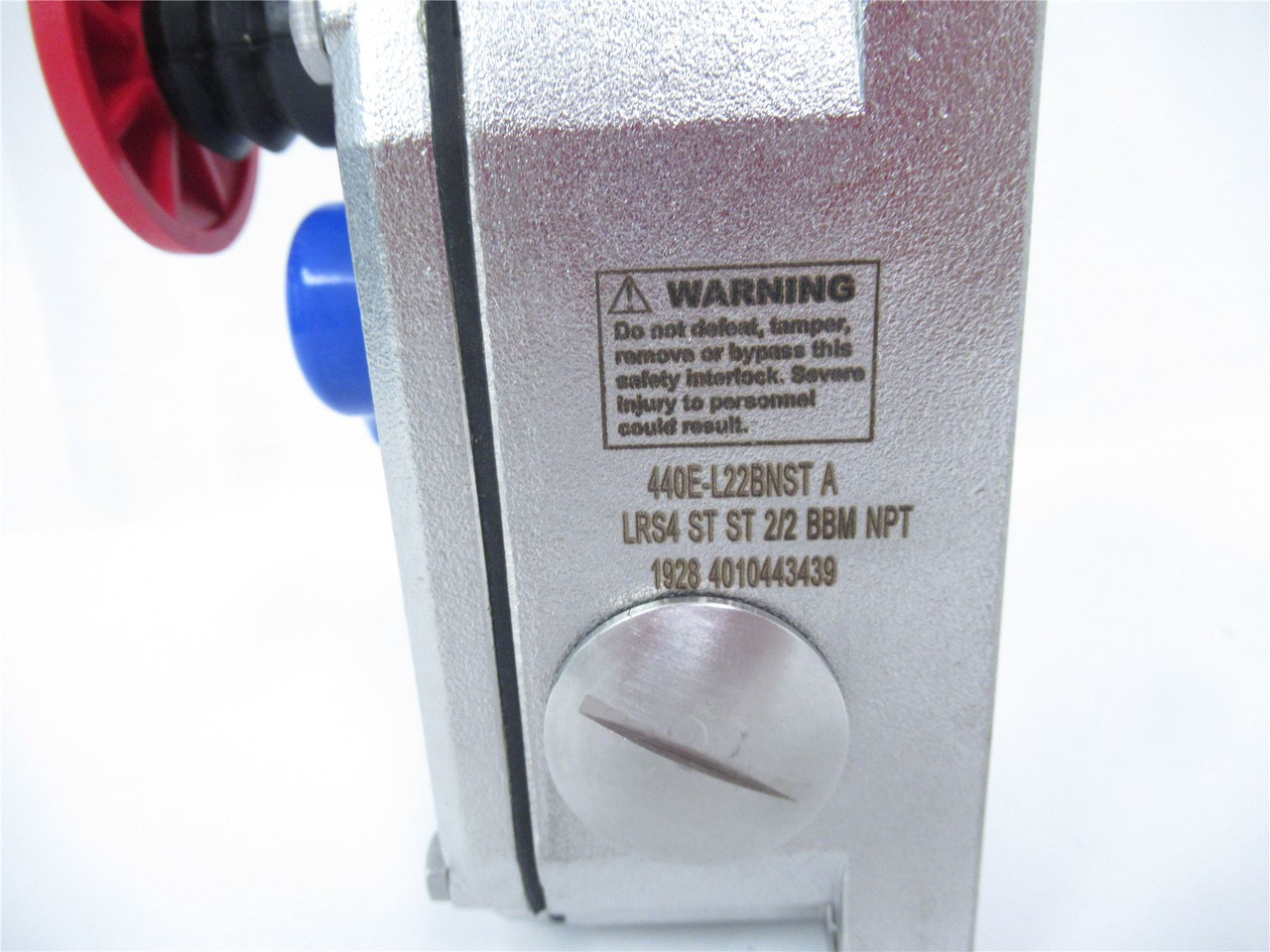 Allen-Bradley  440E-L22BNST A; Switch Safety Cable Pull