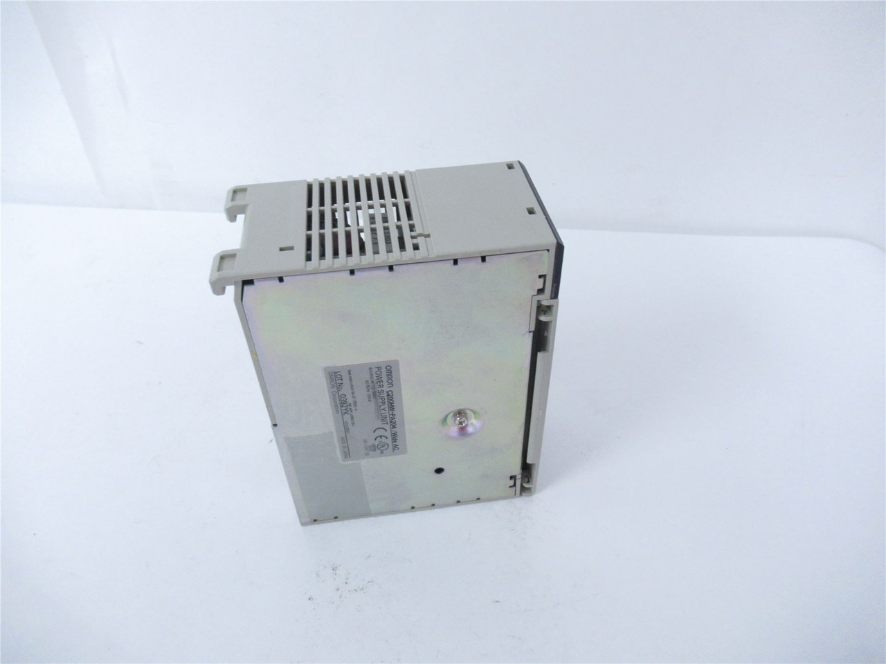 Omron C200HW-PA204 ; Power Supply Unit AC100/240V 50/60 HZ