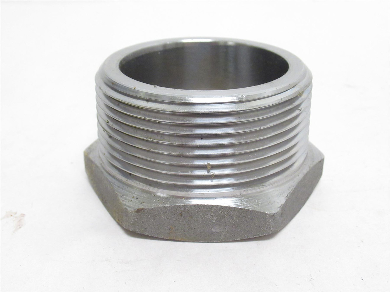 MFG- 42HB3024020; Steel Hex Reducer Bushing; 2-1/2NPT x 2NPT