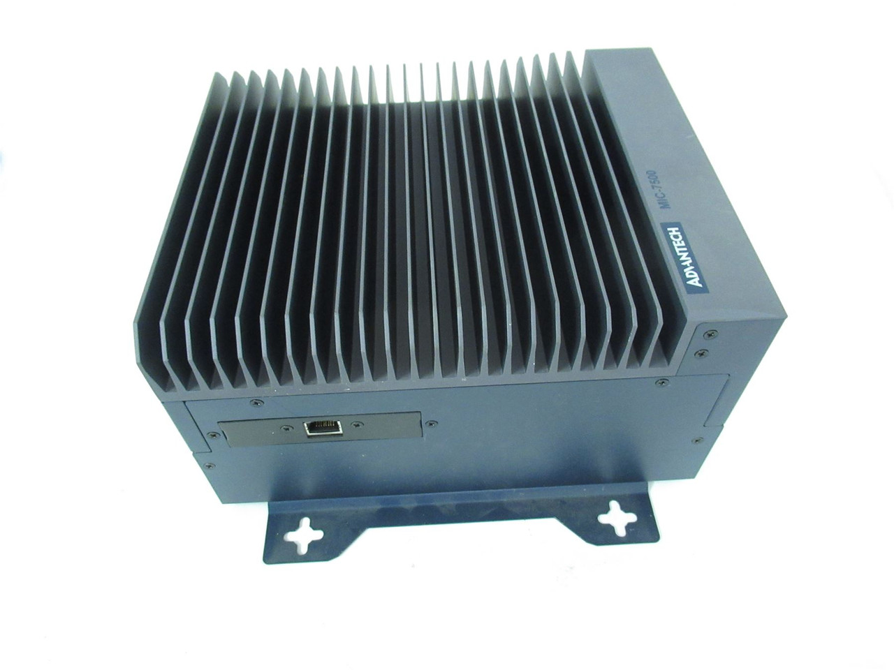 Advantech MIC-7500B-U8A1E; PC Fanless Jet SRS