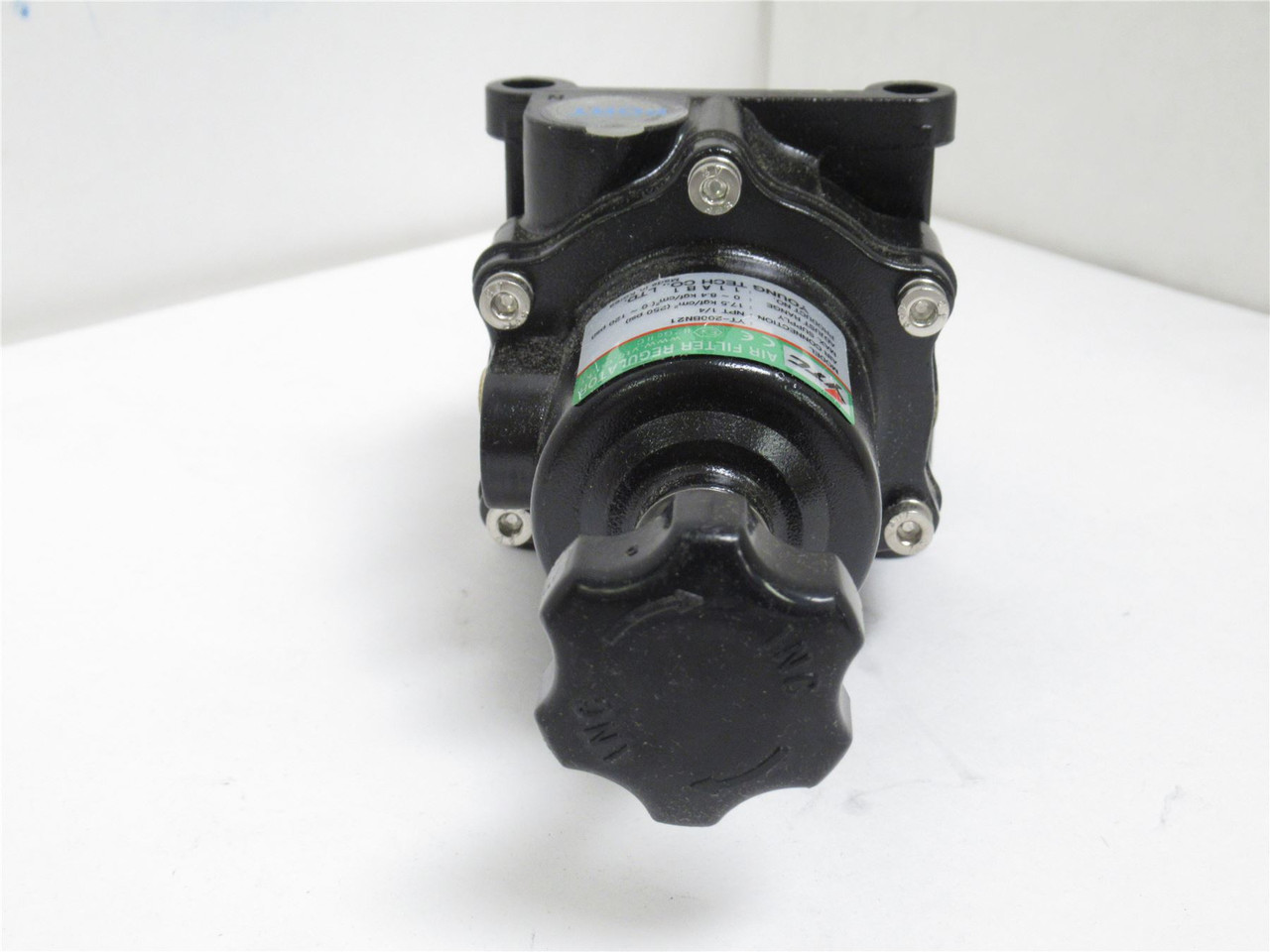 Young Tech YT-200BN21; Air Filter Regulator; 1/4NPT; 0-120psi