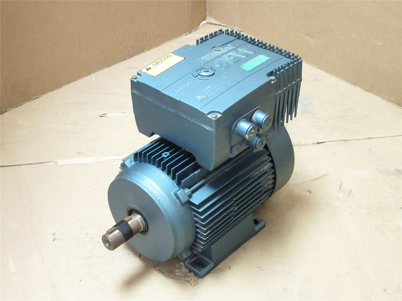SEW-Eurodrive DV100M4MM22CBW2; Motor W/ Drive Inverter; 3HP