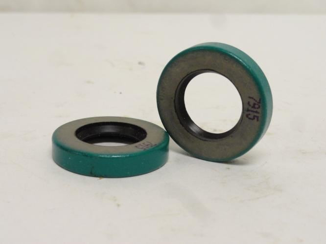 SKF 7915; Lot-2 Oil Seals; 20mmID x 35mmOD x 17mm Wide