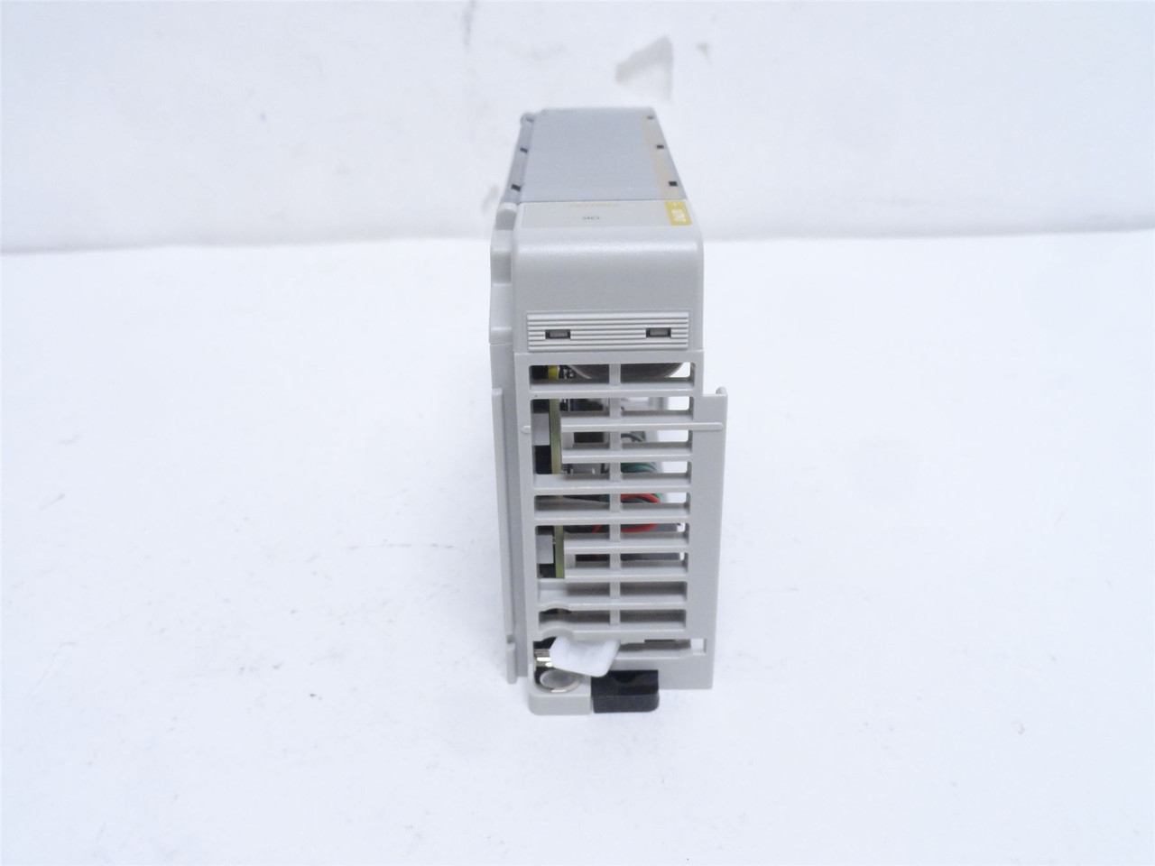 Allen-Bradley 1769-OF2; Analog Output Module; 2-Channel; 5VDC