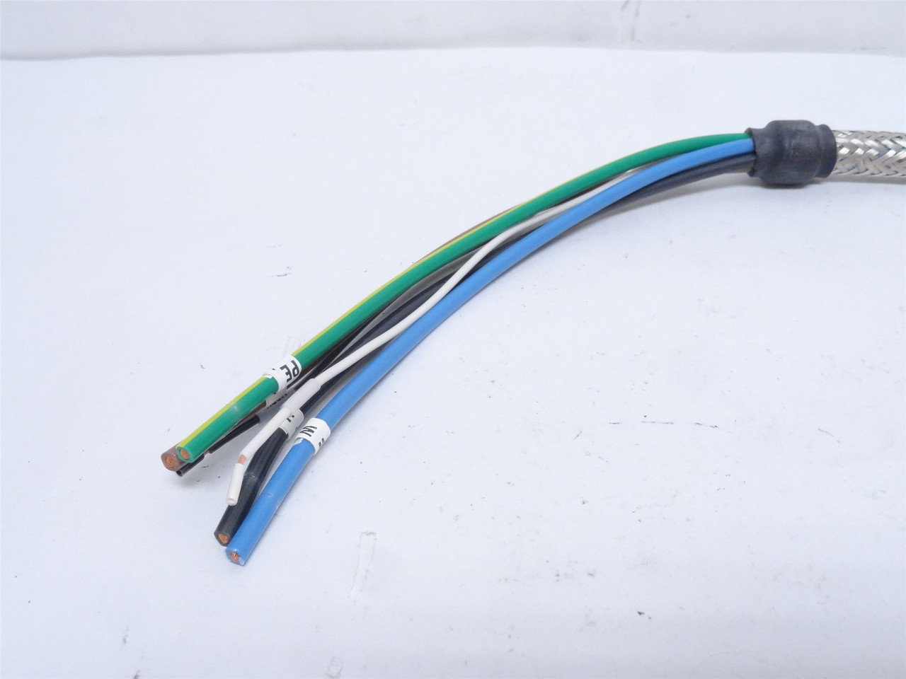 Allen-Bradley 2090-CPBM7DF-10AA03; Power Cable; W/Brake Wires