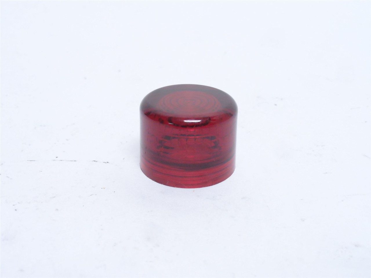 Allen-Bradley 800T-N40; Push-To-Test Pilot Cap; Red; Plastic