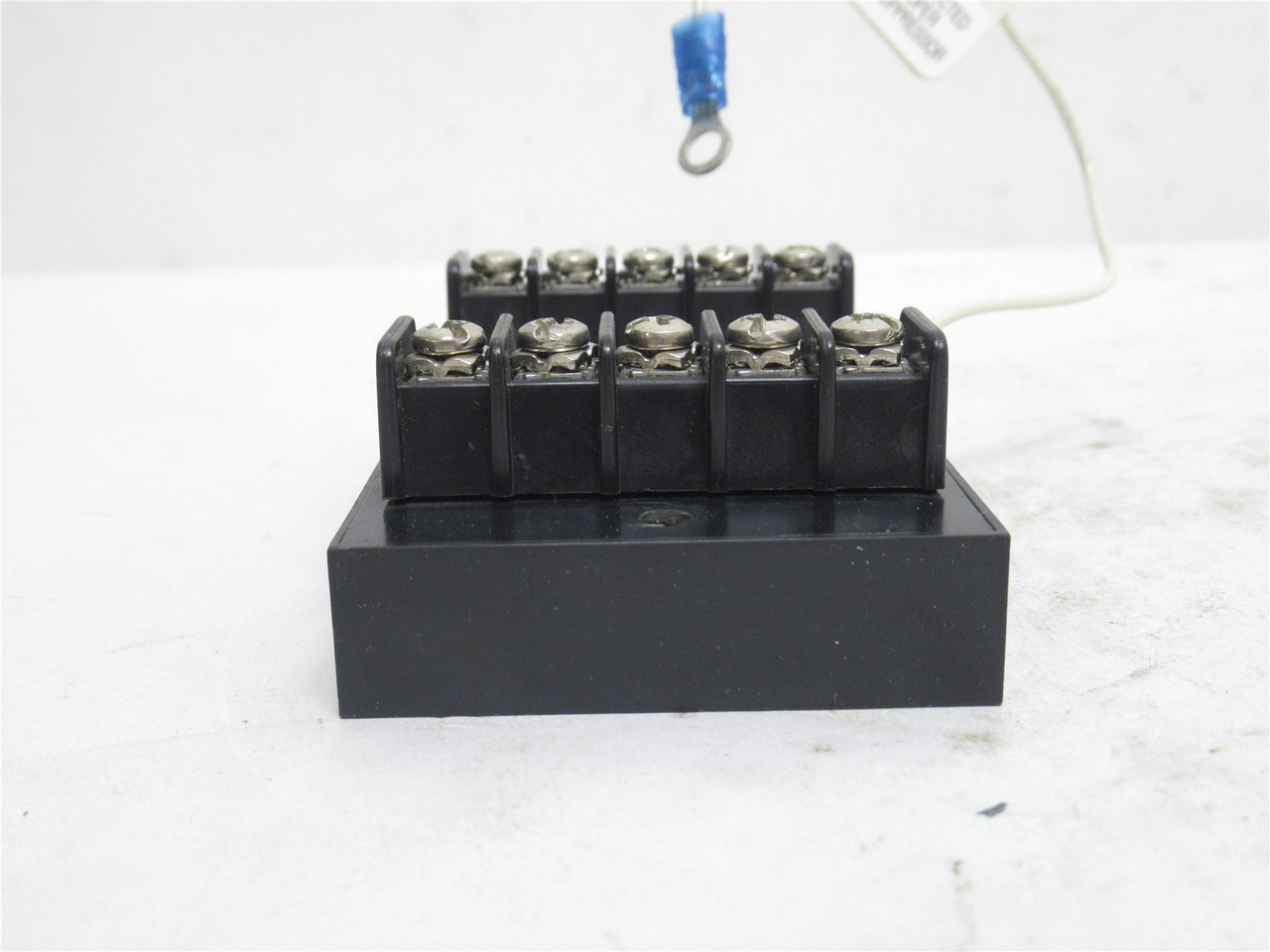 Square D 8030-CBP310; Remaote I/O Data Line Protector