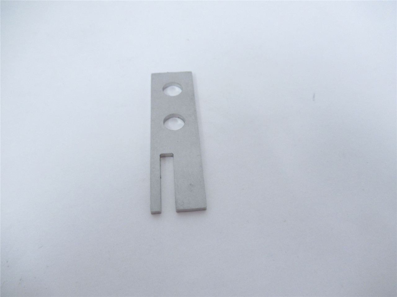 Metal Craft Inc GT967B; Blade Guide 14 GaugeSS 2.375" L .75"W