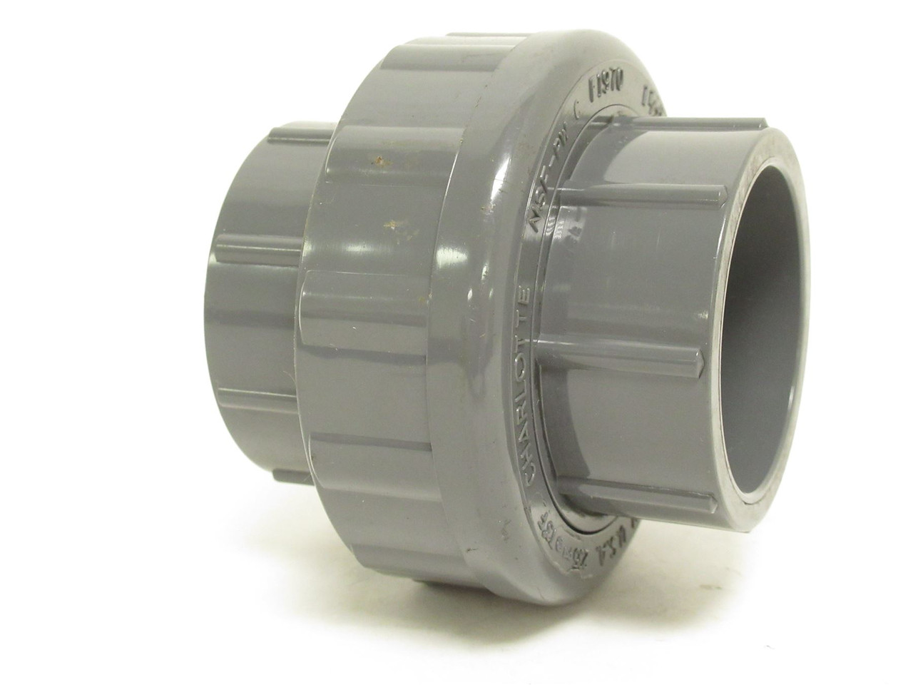 GF 898-375-015; Pipe Union; 1-1/2" Socket; Schedule 80 PVC