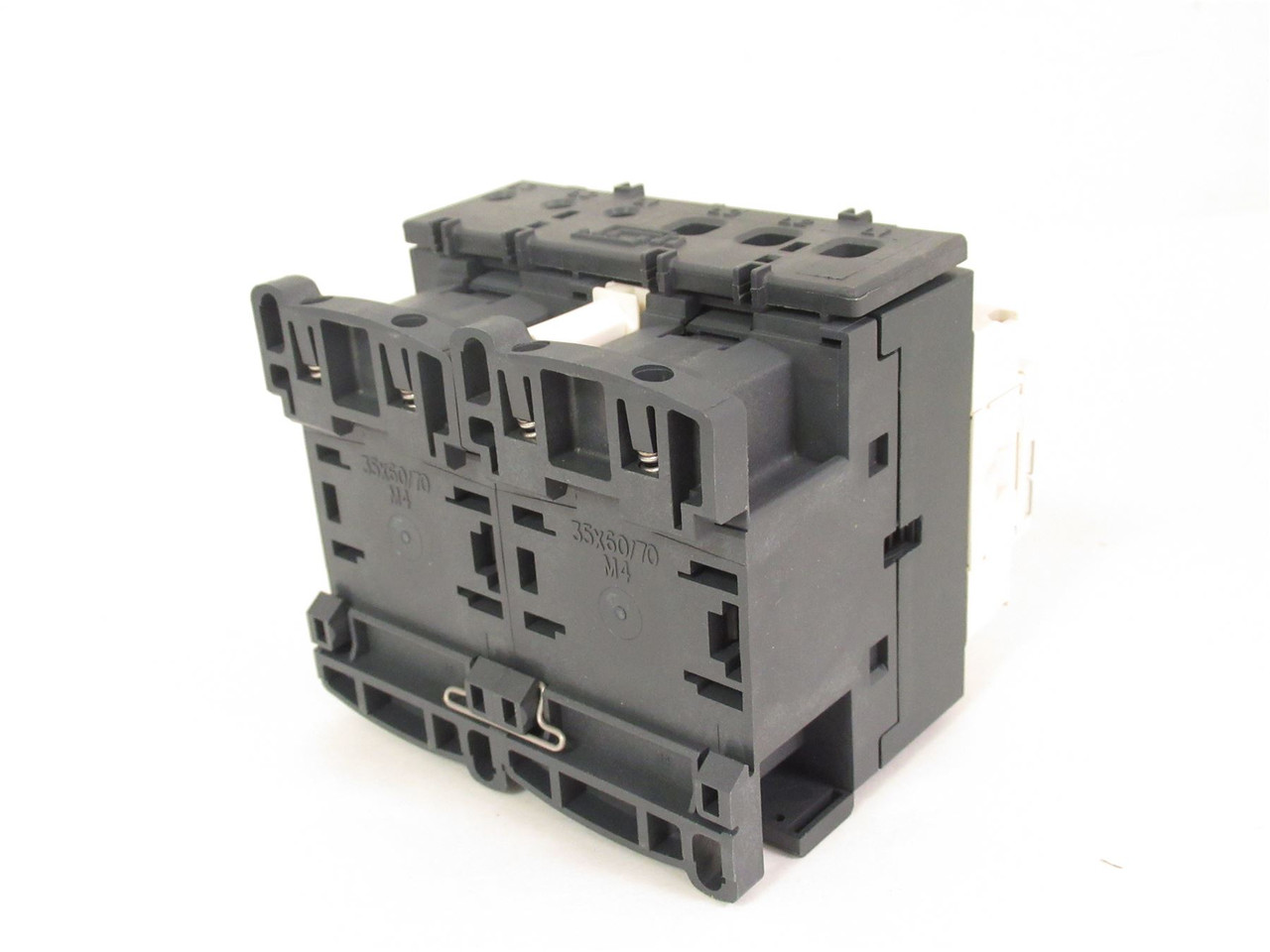 Schneider LC2D09G7; Reversing Contactor; 9A; Coil: 120VAC