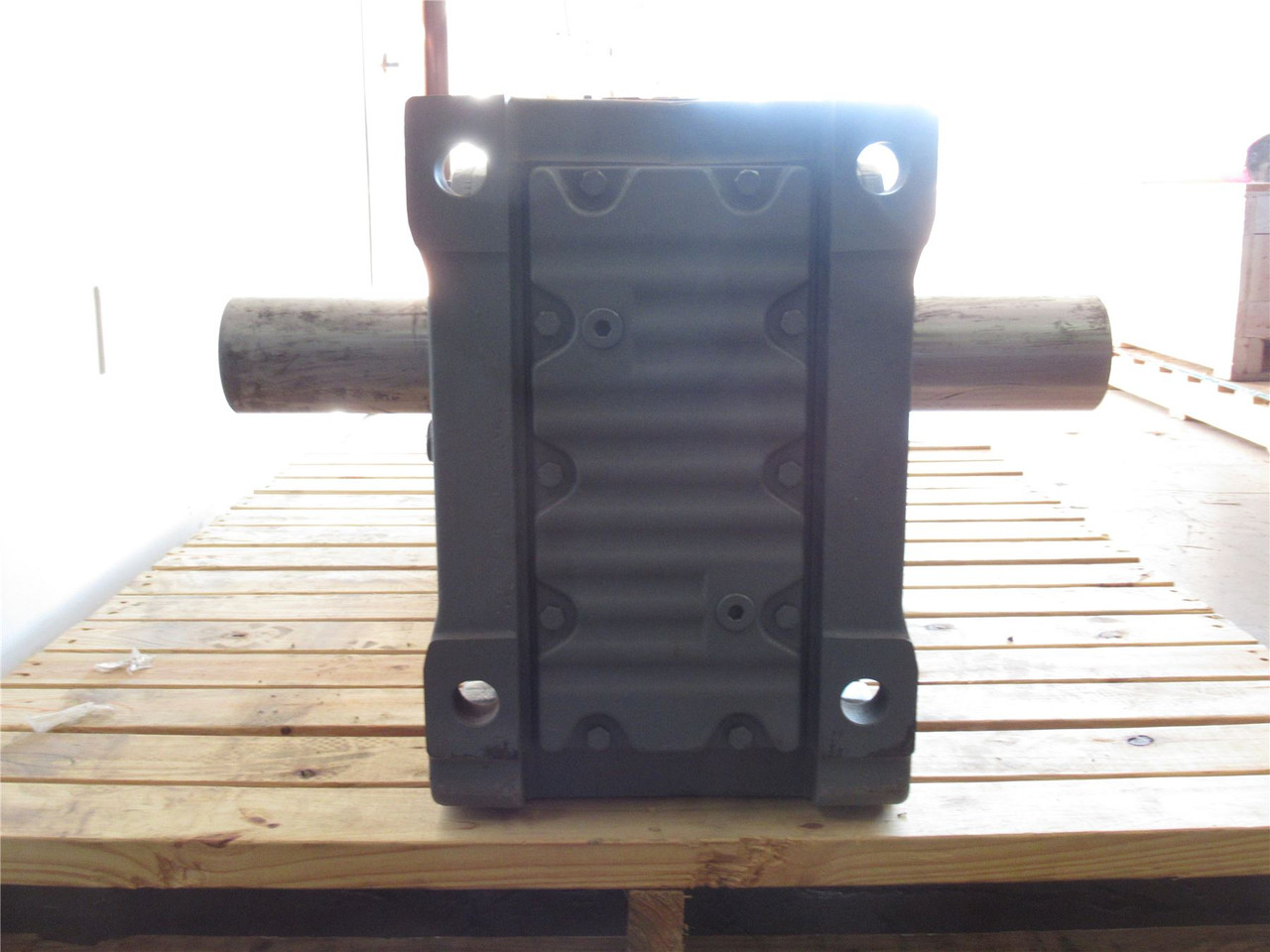 SEW 01.1925915601.0001X14; Gear Motor; 480VAC 118A 37:1 Ratio