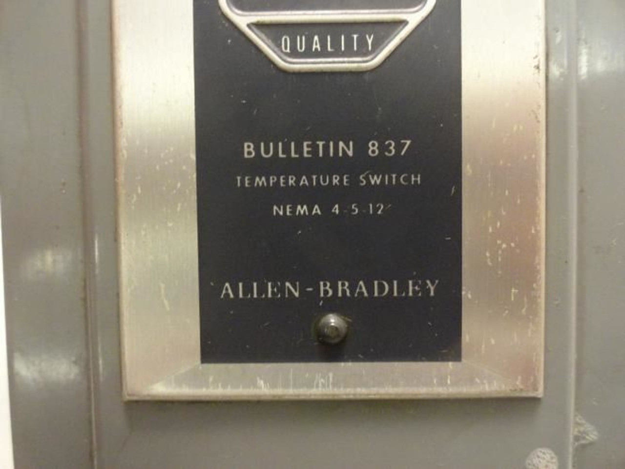 Allen-Bradley 837-A4; Tempearture Switch; 60-190 Degrees Allen-Bradley 837-A4; Tempearture Switch; 60-190 Degrees