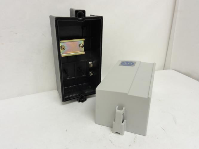Allen-Bradley 198E-AAC845; Molded Plastic Enclosure; Type: 1