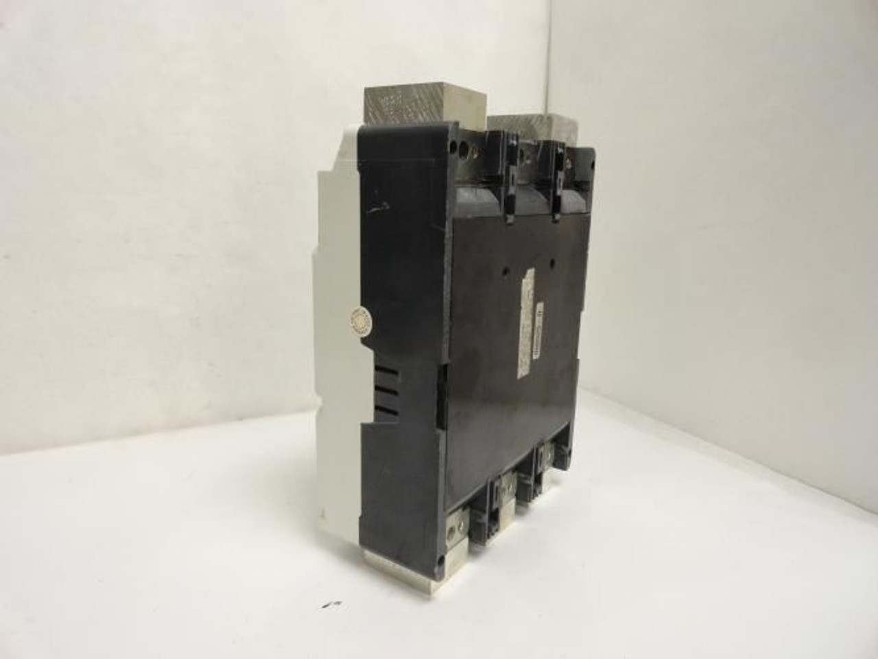 Cutler-Hammer LDB3600; Circuit Breaker; 600A; 3P; 600VAC/250VDC