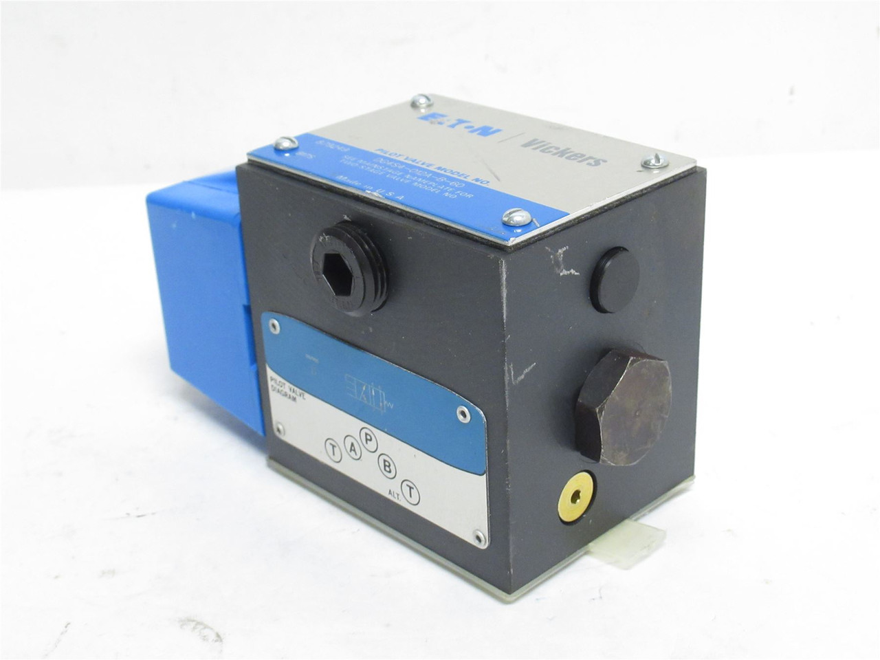 Eaton DG4S4-012A-B-60; Vickers Direction Control Valve 876249