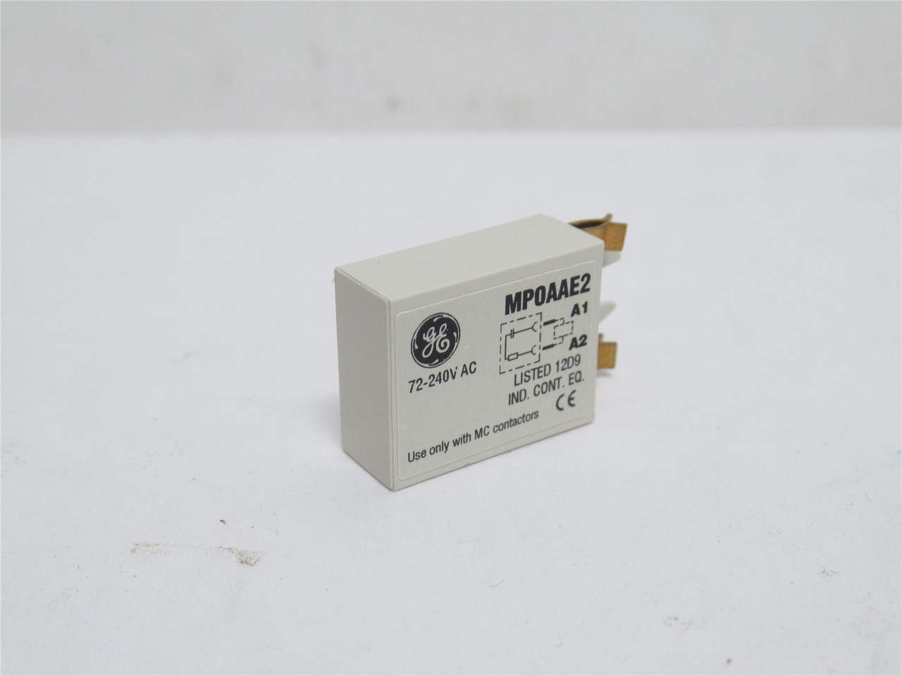 GE MP0AAE2; Surge Suppressor R/C 72-250VAC