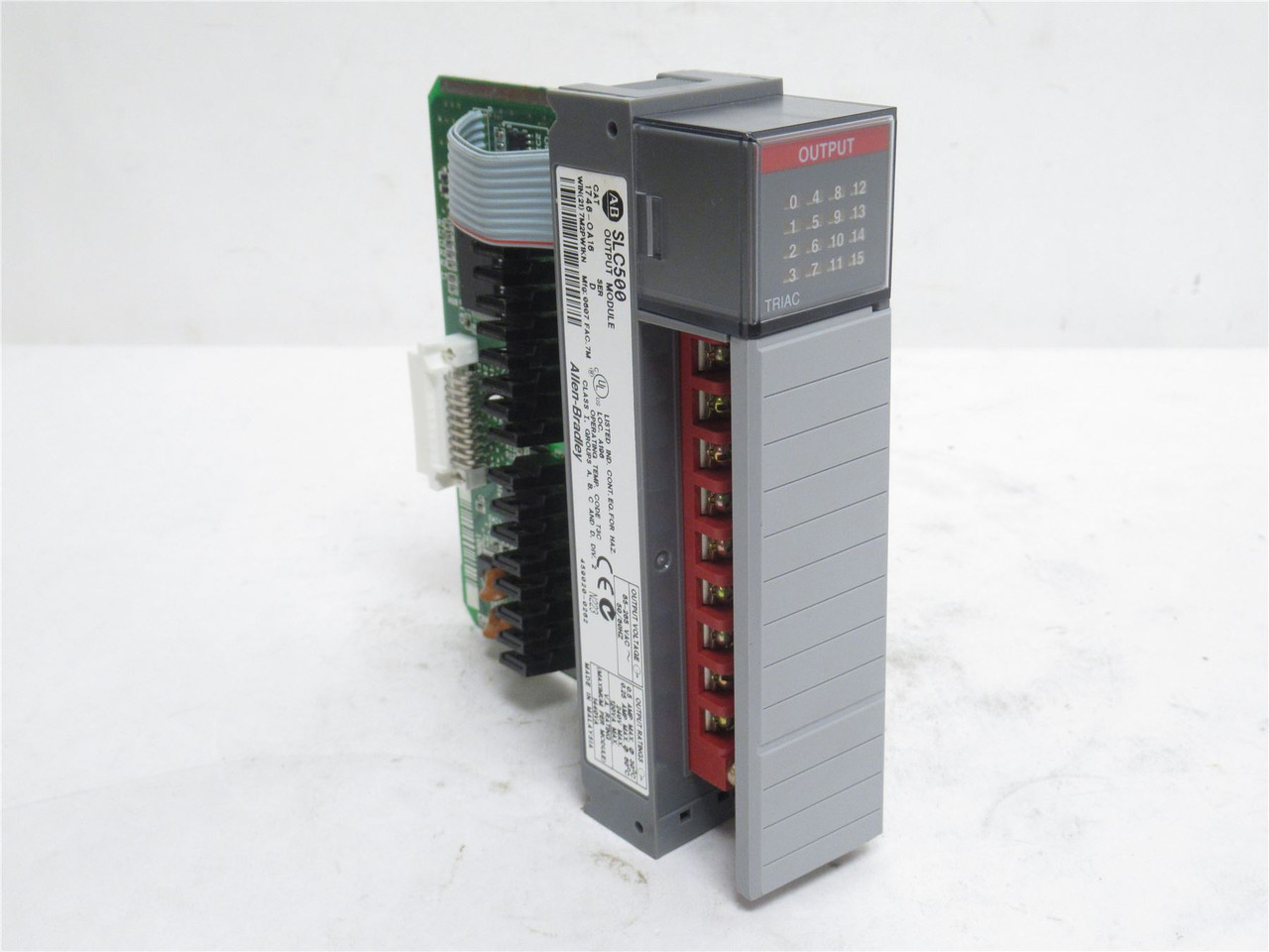 Allen-Bradley 1746-OA16; Output Module 120/240VAC; 16-Channel