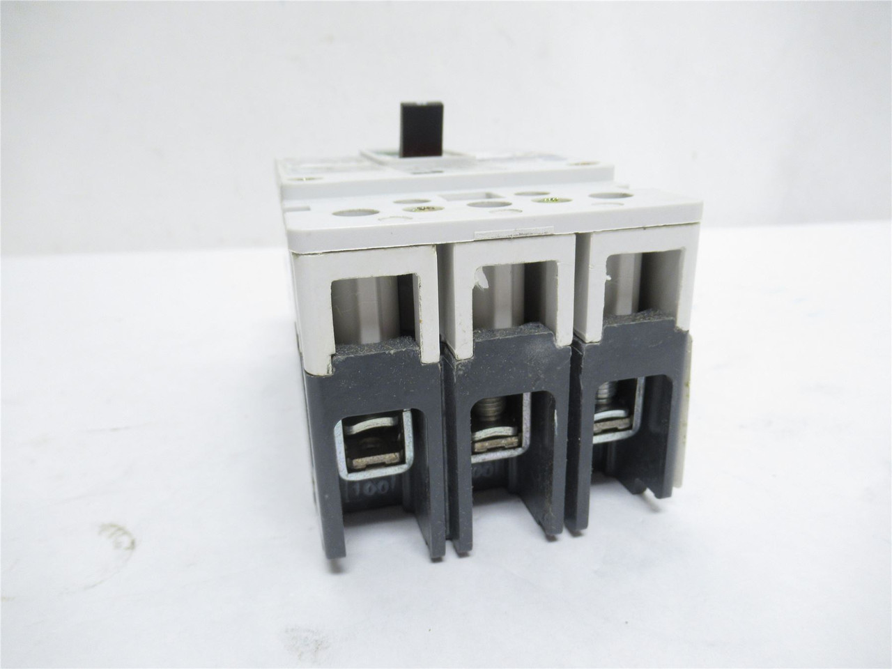 Allen-Bradley 140U-H2C3-C25; Circuit Breaker; 25A; 3P; 600VAC