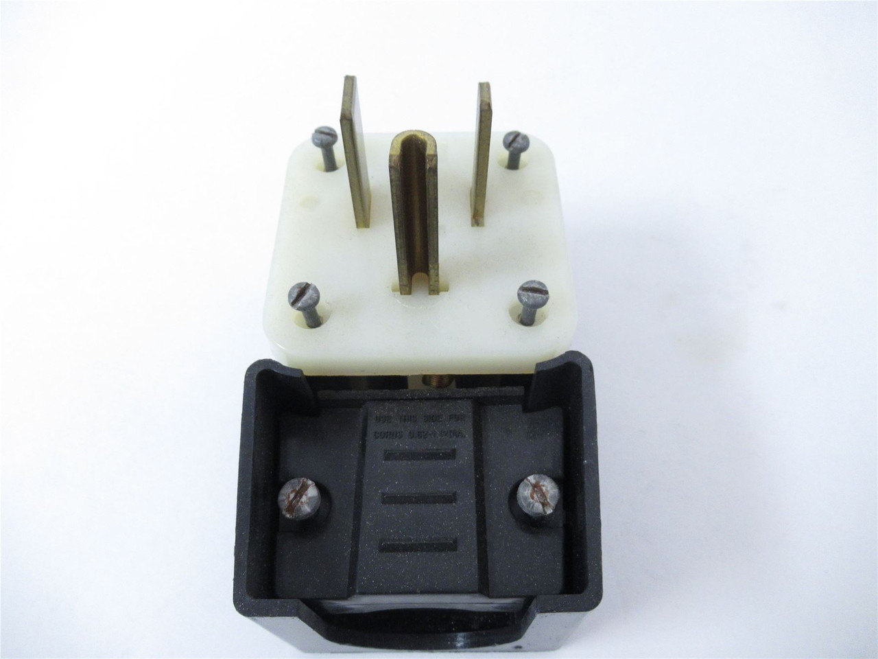 Levitron 9650-P; Plug;2PO; 3WI; 6-50P 50A250V
