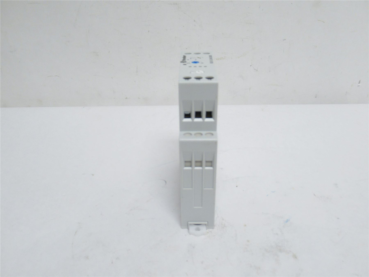 Finder 83.01.0.240.0000; Time Delay Relay; 16A; 1/2s-10 Days