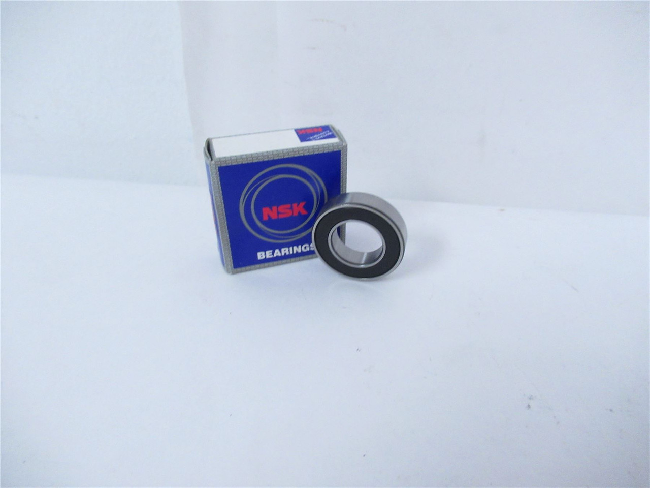NSK 6902VVC; Bearing Roller 15mm ID 28 mm OD 7mmWide NSK 6902VVC; Bearing Roller 15mm ID 28 mm OD 7mmWide