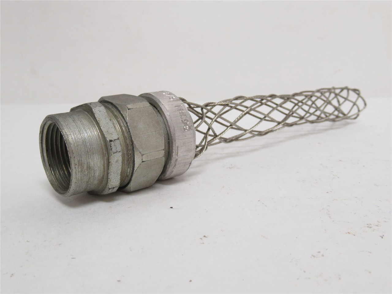 Woodhead 1300960042; Liquid-Tight Connector 36381; 3/4"