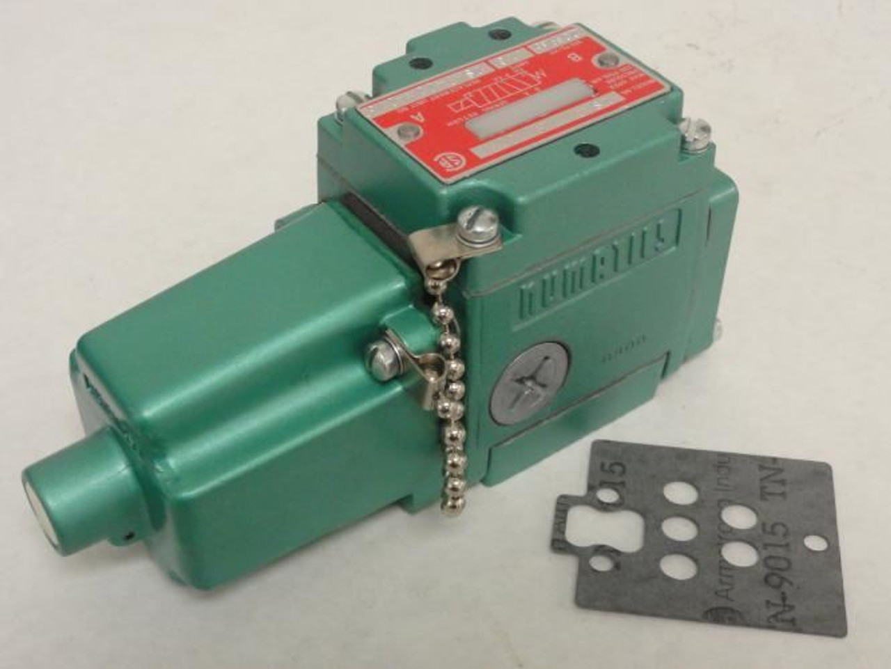 Numatics 12DSA4 KA00030; Solenoid Valve; 120V; 50/60Hz; .16A