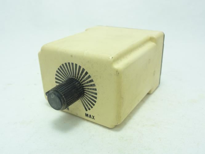 Schneider 9050-JCK11V20; Timing Relay