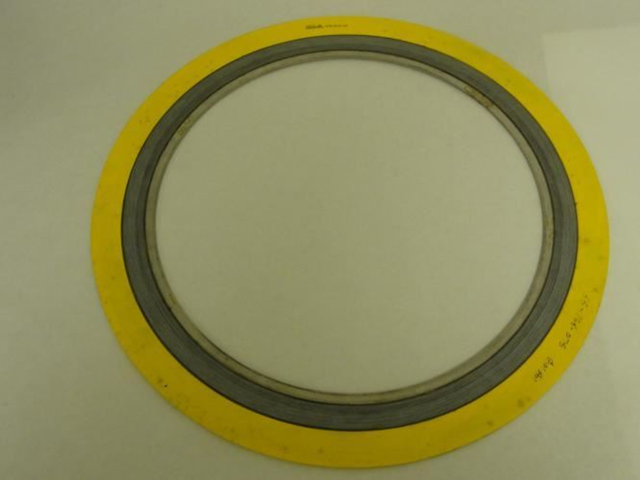 Flexitallic AP1-601; Spiralwound Gasket; 18"; 300 Flexitallic AP1-601; Spiralwound Gasket; 18"; 300