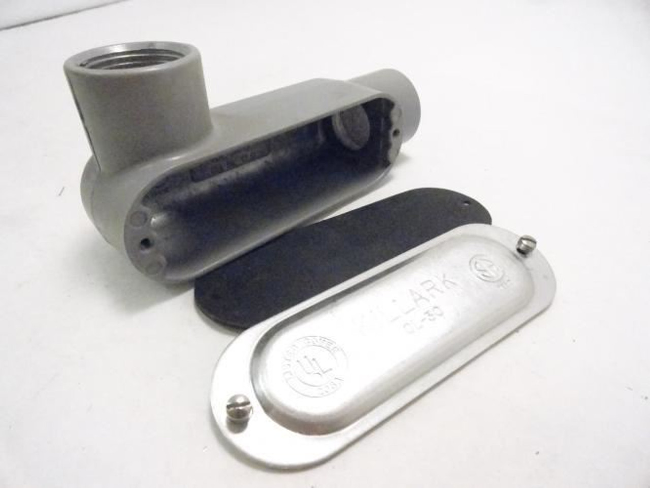 Killark OLL-3; Conduit Body; 1" Hub Size; Volume: 12 CU. IN.