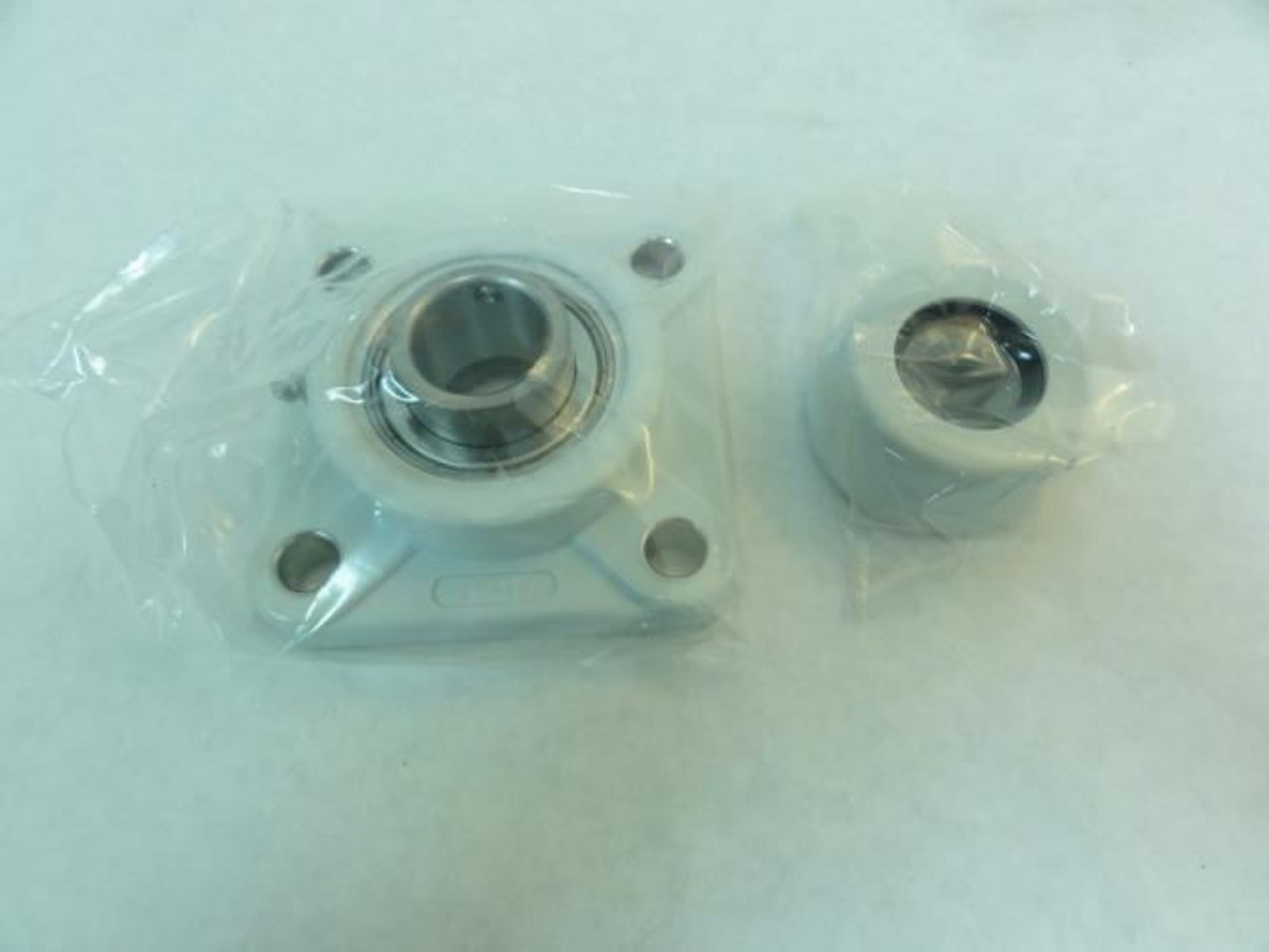 AMI MBFPL5-16CW; Flange Bearing; 4-Bolt; 1" ID AMI MBFPL5-16CW; Flange Bearing; 4-Bolt; 1" ID