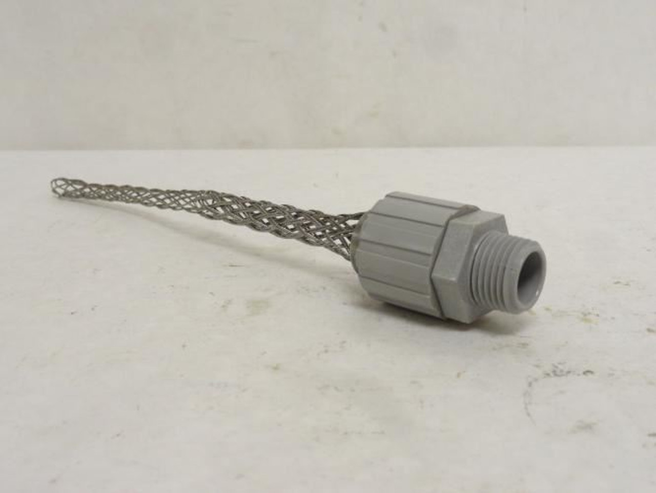 Hubbell 74011334; Liquid Tight Cord Connector W/Strain Relief