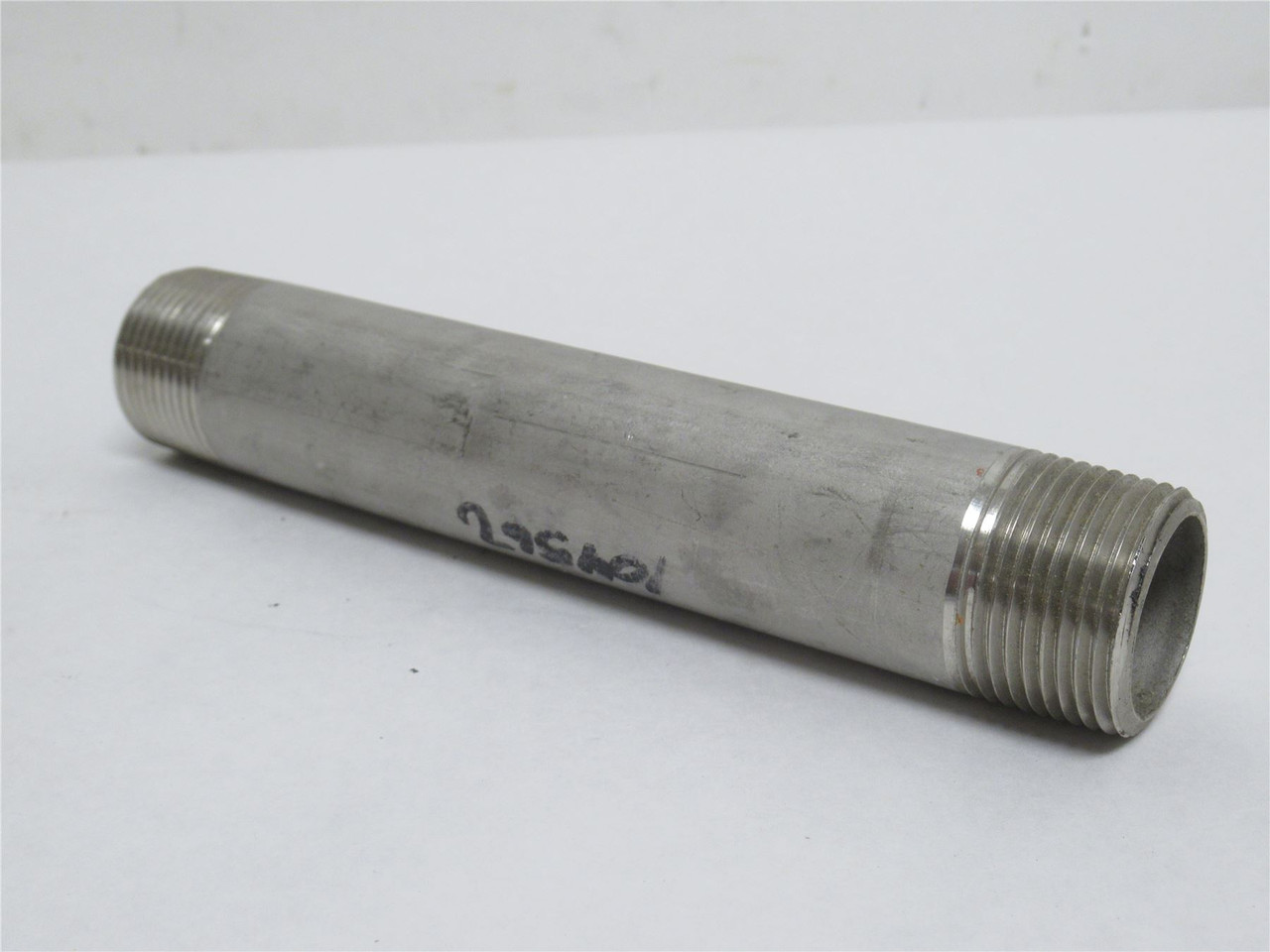 Industry-Std 1XAY5; Pipe Nipple; SS-304; 1NPT; 7" Long