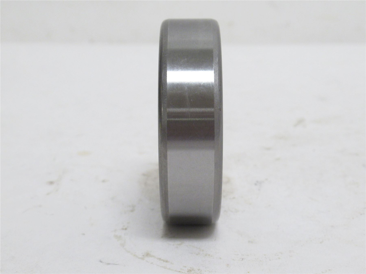 Shuster 6305 2RSJEM; Ball Bearing 25mmID x 62mmOD x 17mm Wide Shuster 6305 2RSJEM; Ball Bearing 25mmID x 62mmOD x 17mm Wide