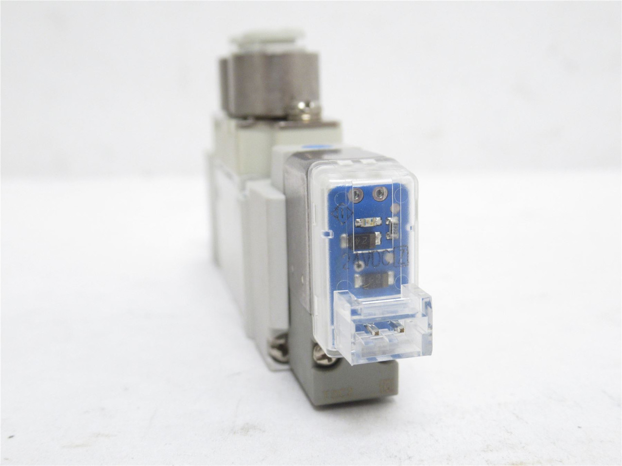 SMC SY5120-5L0Z-C6; Solenoid Valve; 0.7MPa; 24VDC