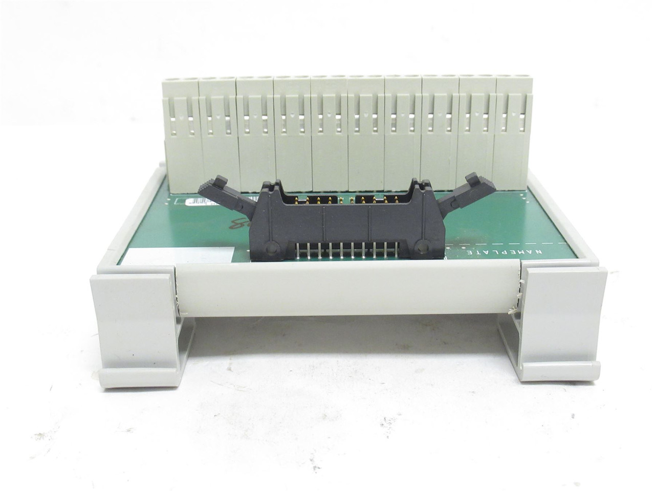 Allen-Bradley 1492-IFM20F-2; Feed-Through Digital IFM; 20-P