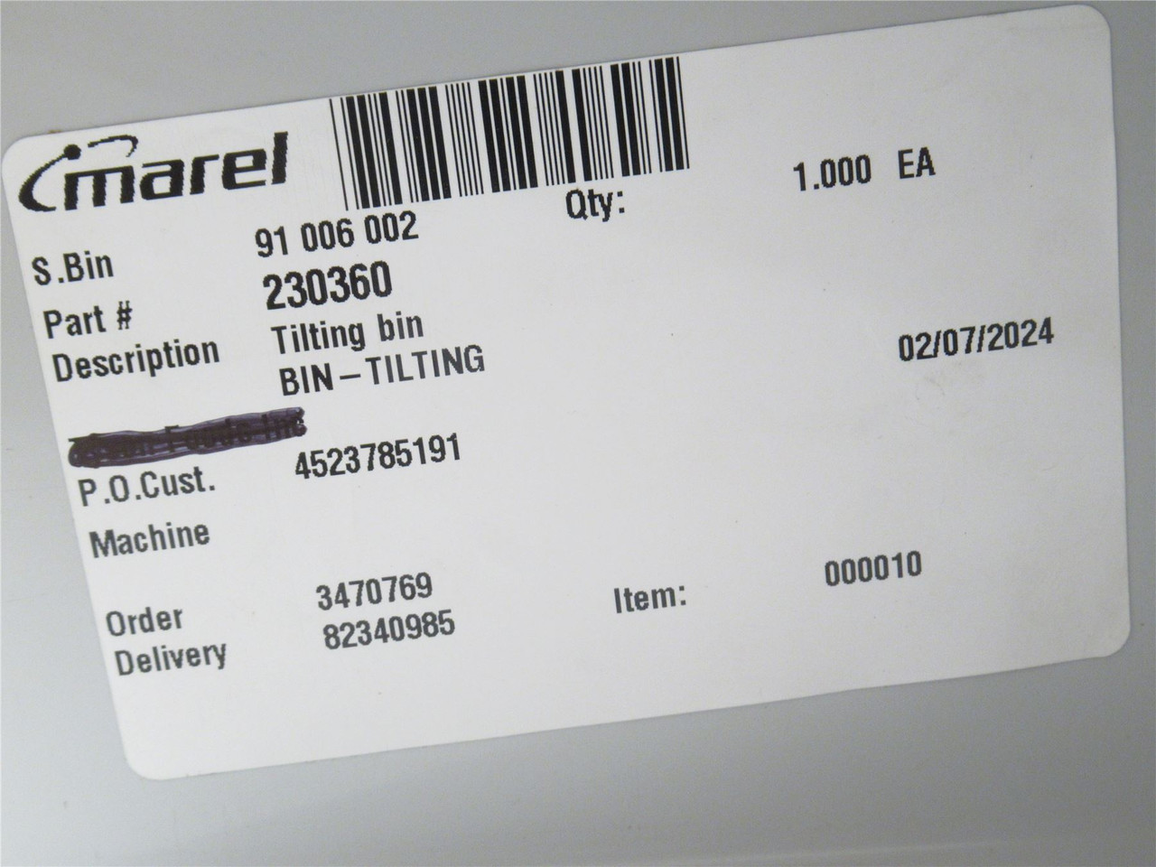 Marel 230360; Gray Plastic Tilting Bin; 10-1/4" Long; 4" Wide