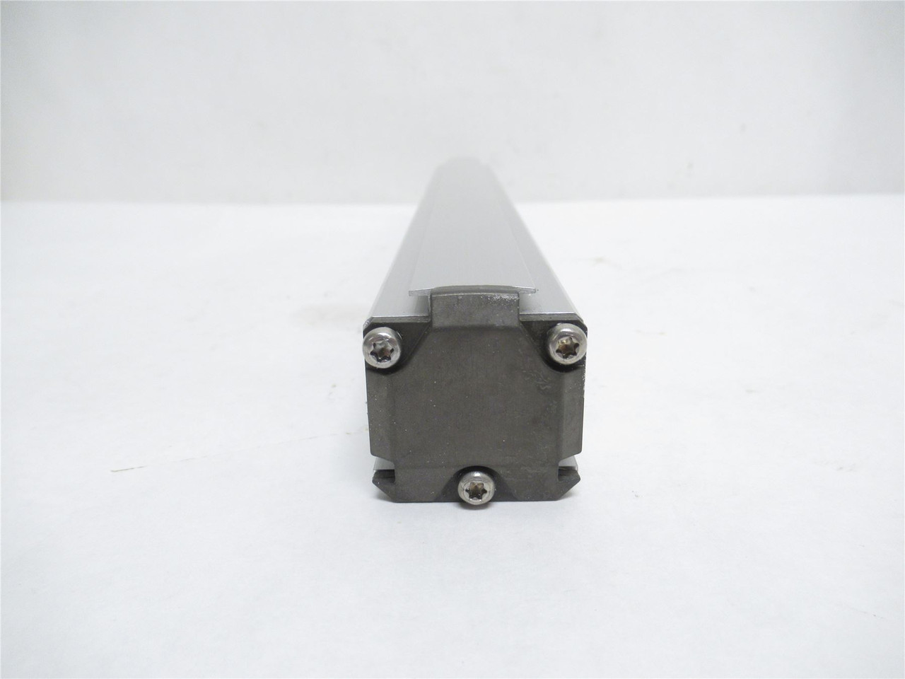 Balluff BTL5-A11-M0200-P-S32; Micropulse Transducer BTL0ALE Balluff BTL5-A11-M0200-P-S32; Micropulse Transducer BTL0ALE