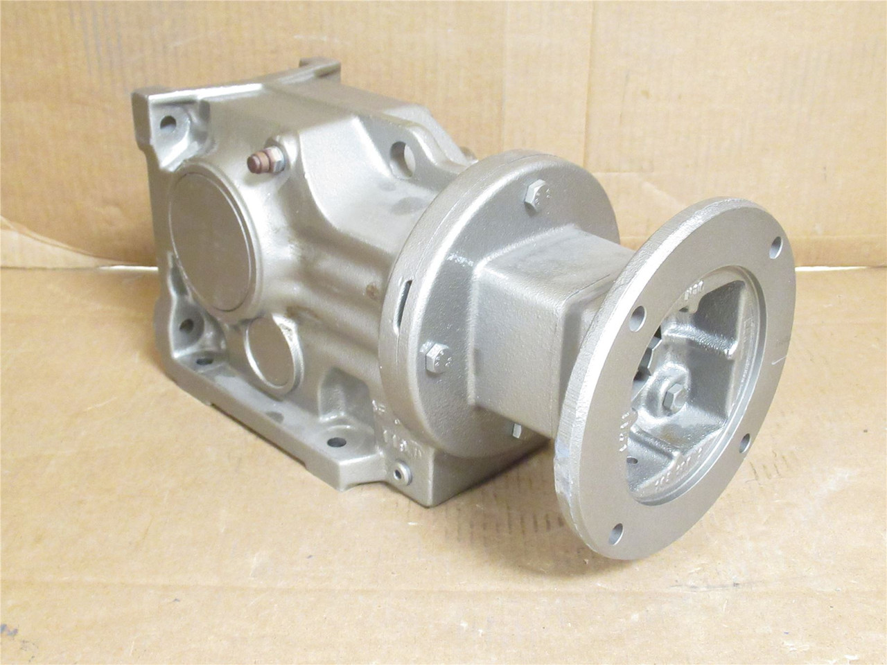 SEW K47AM143-KS; Inline Gearbox 7.36:1 Ratio SEW K47AM143-KS; Inline Gearbox 7.36:1 Ratio