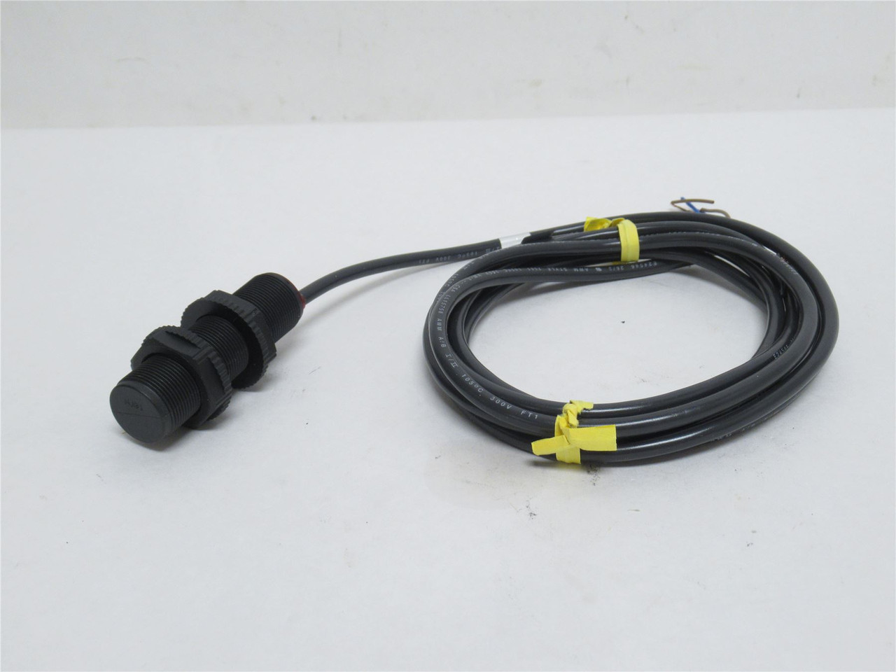 Allen-Bradley 872CP-M5NP18-E2; Prox Sensor; 10-30VDC; 1-NO