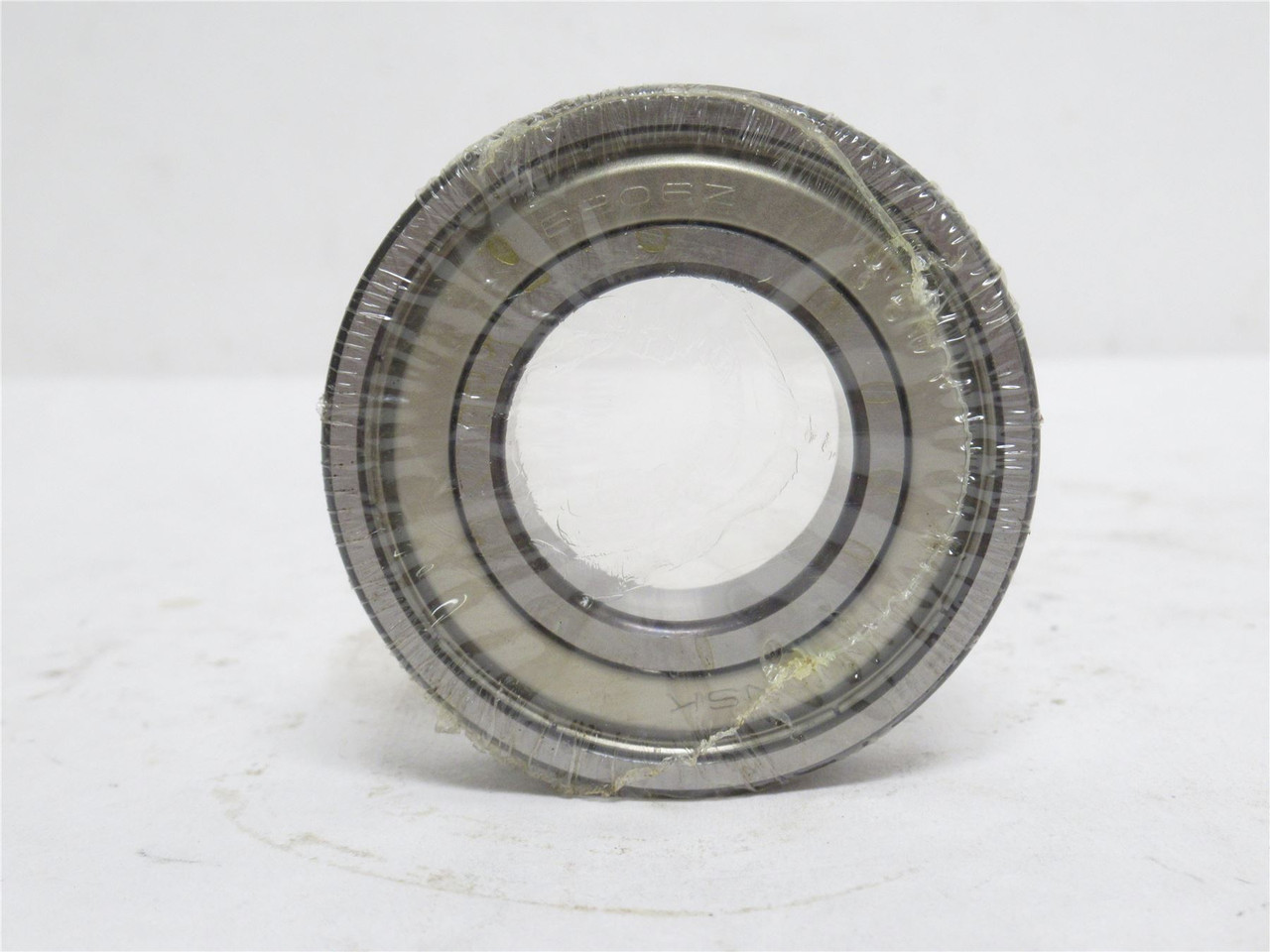 NSK 6206ZZ; Ball Bearing 30mm ID x 62mm OD x 16mm Wide NSK 6206ZZ; Ball Bearing 30mm ID x 62mm OD x 16mm Wide