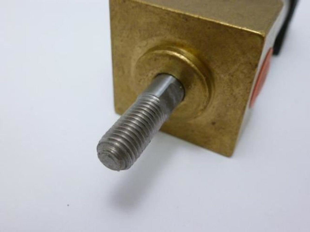 Norgren MDL-Unkn90534; Pneumatic Cylinder; 1-3/16" OD; 1/8" Stroke Norgren MDL-Unkn90534; Pneumatic Cylinder; 1-3/16" OD; 1/8" Stroke